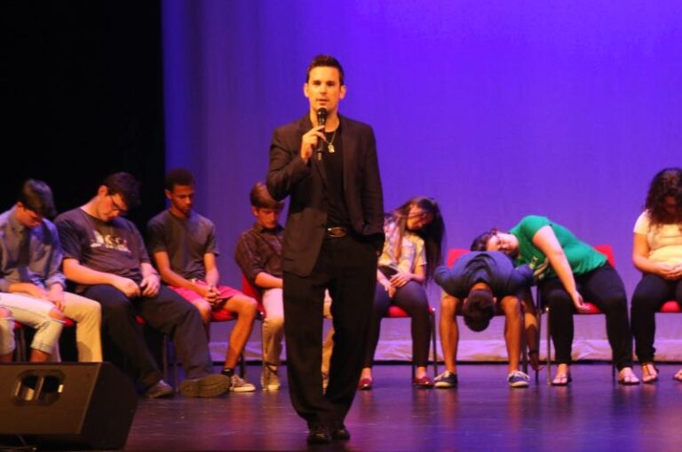 college hypnotist show